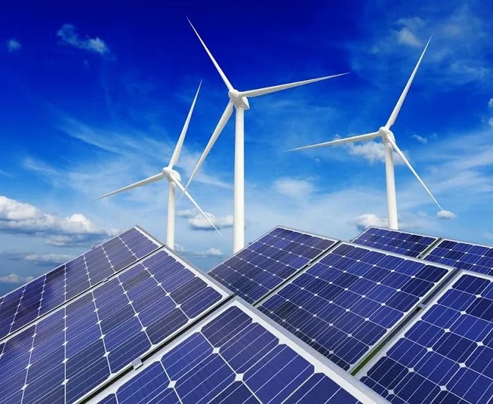 Đẩy nhanh tiến độ để khai thác các dự án điện gió, điện mặt trời