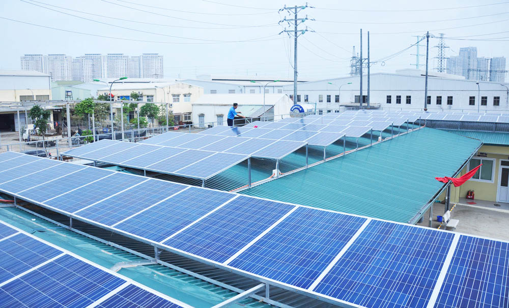 Nhu cầu lắp đặt điện mặt trời áp mái ở Việt Nam vẫn sẽ tăng mạnh dù giá FIT thay đổi