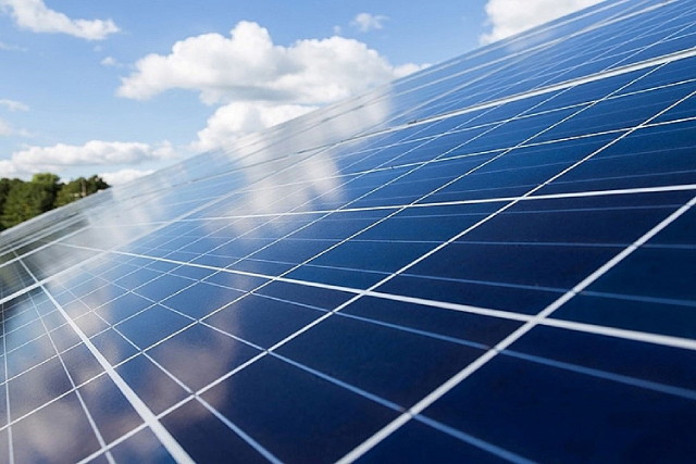 Ấn Độ tổ chức điều trần điều tra chống bán phá giá pin năng lượng mặt trời vào ngày 17/11