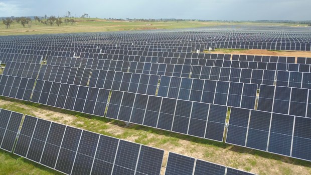 Trang trại năng lượng mặt trời lớn nhất của Australia đi vào hoạt động