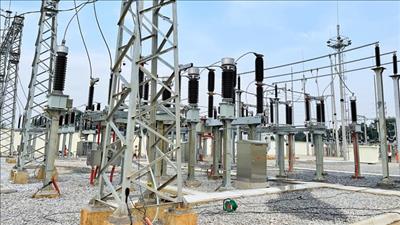 Đóng điện trạm biến áp 110kV Con Cuông (Nghệ An)