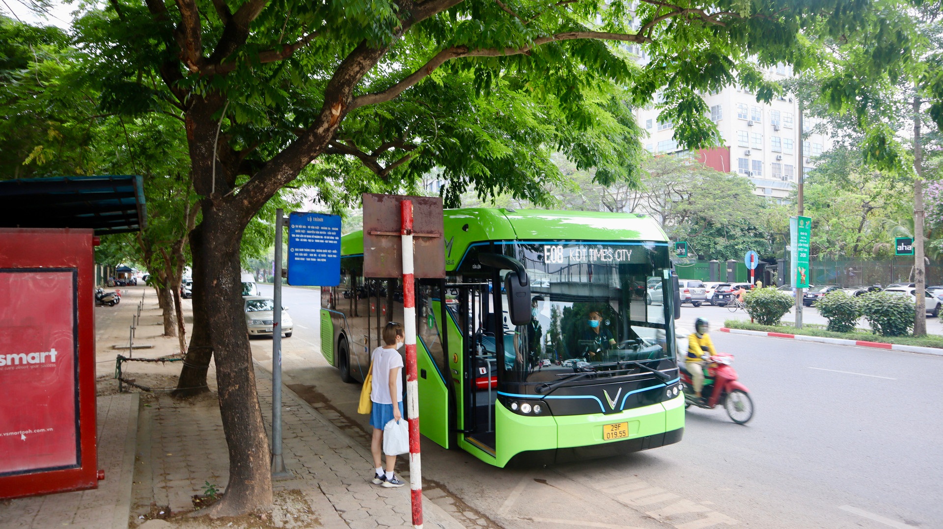 Ưu tiên chuyển đổi năng lượng xanh các tuyến buýt khu vực trung tâm Hà Nội