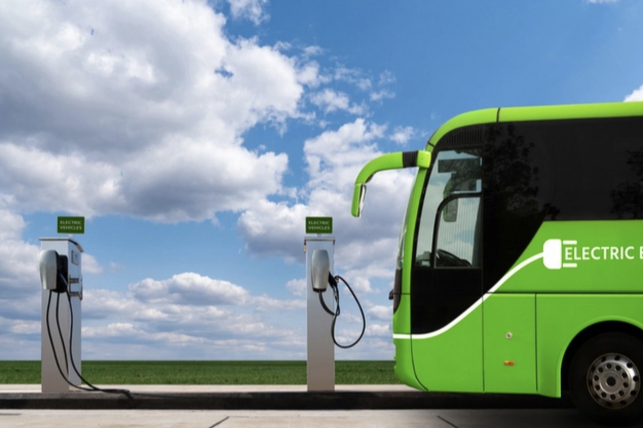 Ưu tiên sản xuất năng lượng sạch, hướng tới giao thông "xanh"