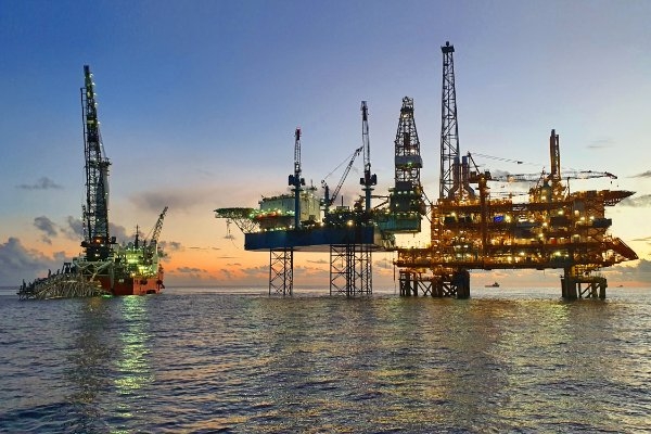 Petrovietnam vượt thách thức, tăng trưởng ngoạn mục