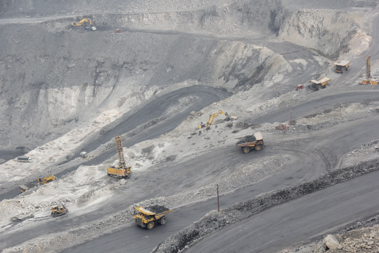 TKV tăng sản lượng than nguyên khai sản xuất năm 2022 lên mức tối đa
