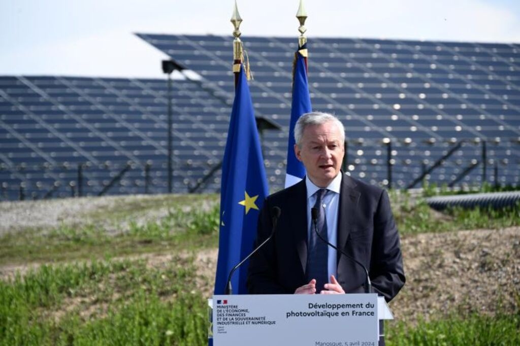 Pháp tung “kế hoạch thời chiến” để phát triển năng lượng mặt trời