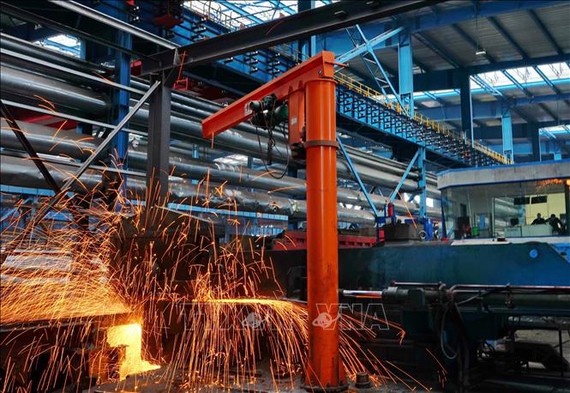 Trung Quốc hạn chế các dự án công nghiệp nặng