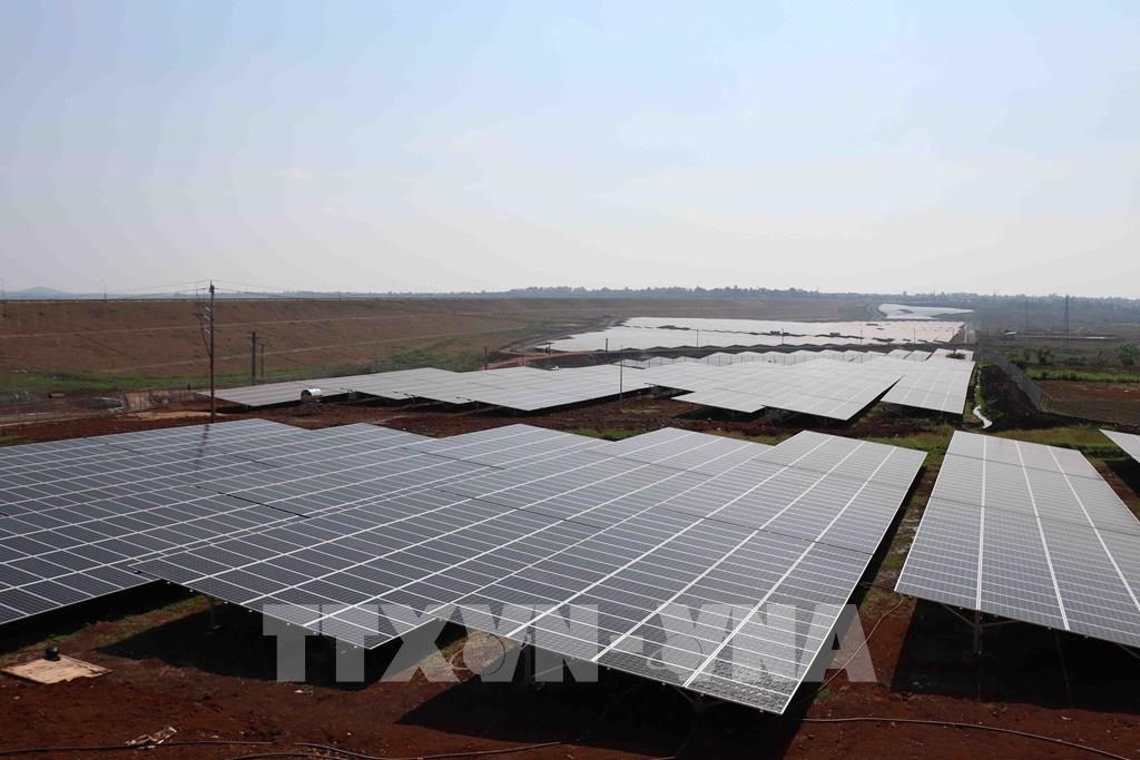Uni-Charm Indonesia dùng năng lượng Mặt Trời để giảm khí thải Co2