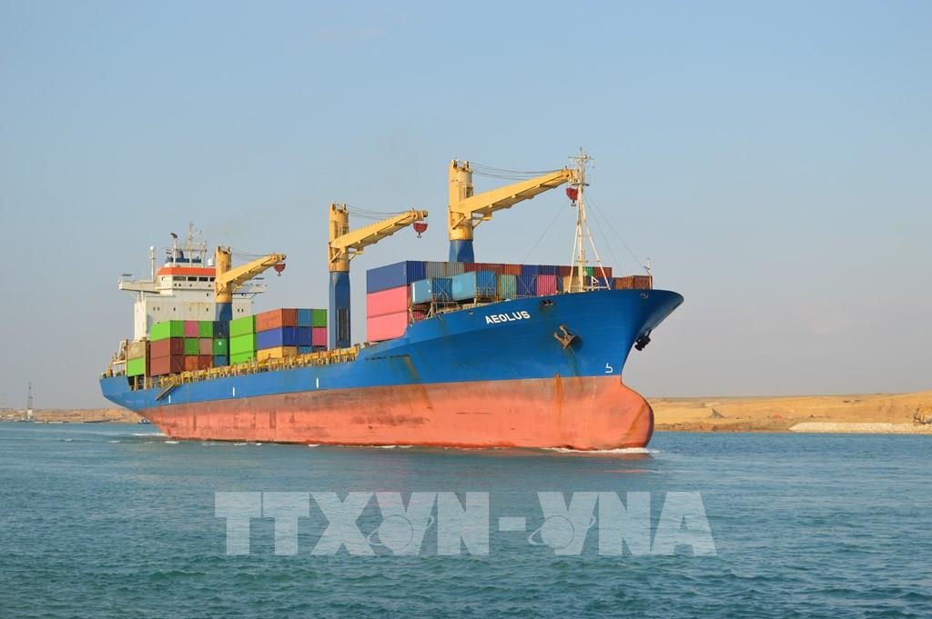 Ai Cập tiến tới lập trung tâm tiếp liệu LNG cho tàu thuyền qua kênh đào Suez