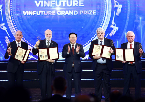 VinFuture 2022: Tôn vinh sứ mệnh khoa học phụng sự nhân loại