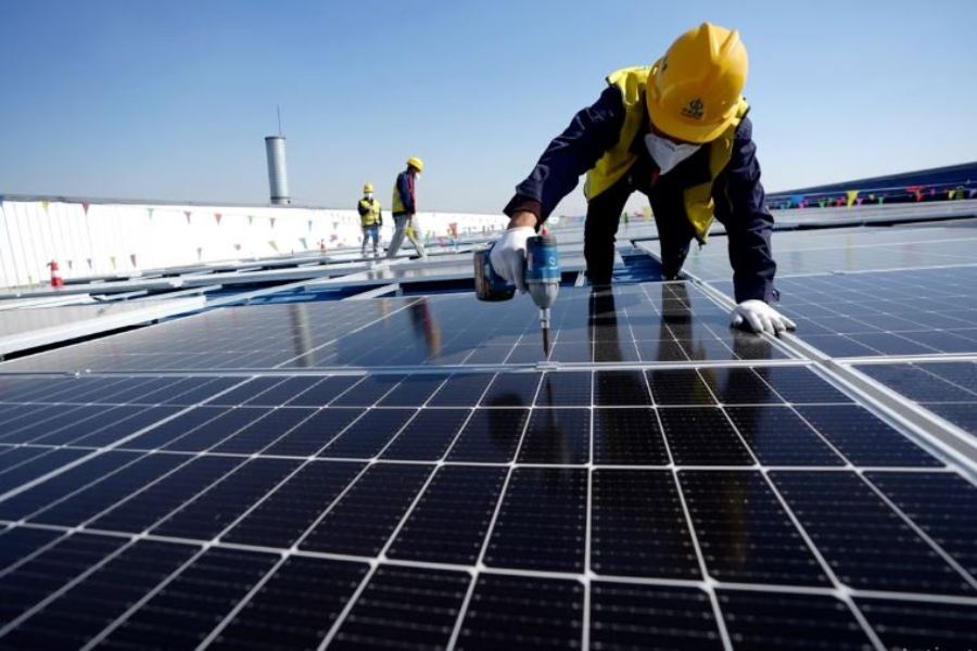 Trung Quốc xem xét cấm xuất khẩu công nghệ pin mặt trời