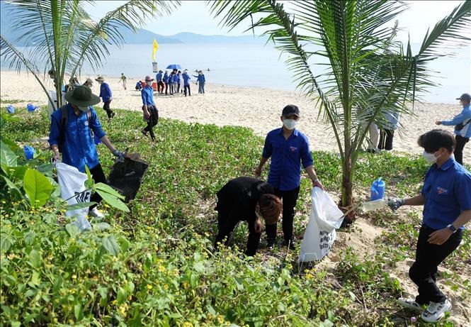 Đa dạng hình thức tuyên truyền chống rác thải nhựa