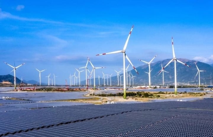 15 dự án năng lượng tái tạo được Bộ Công Thương phê duyệt giá tạm tính