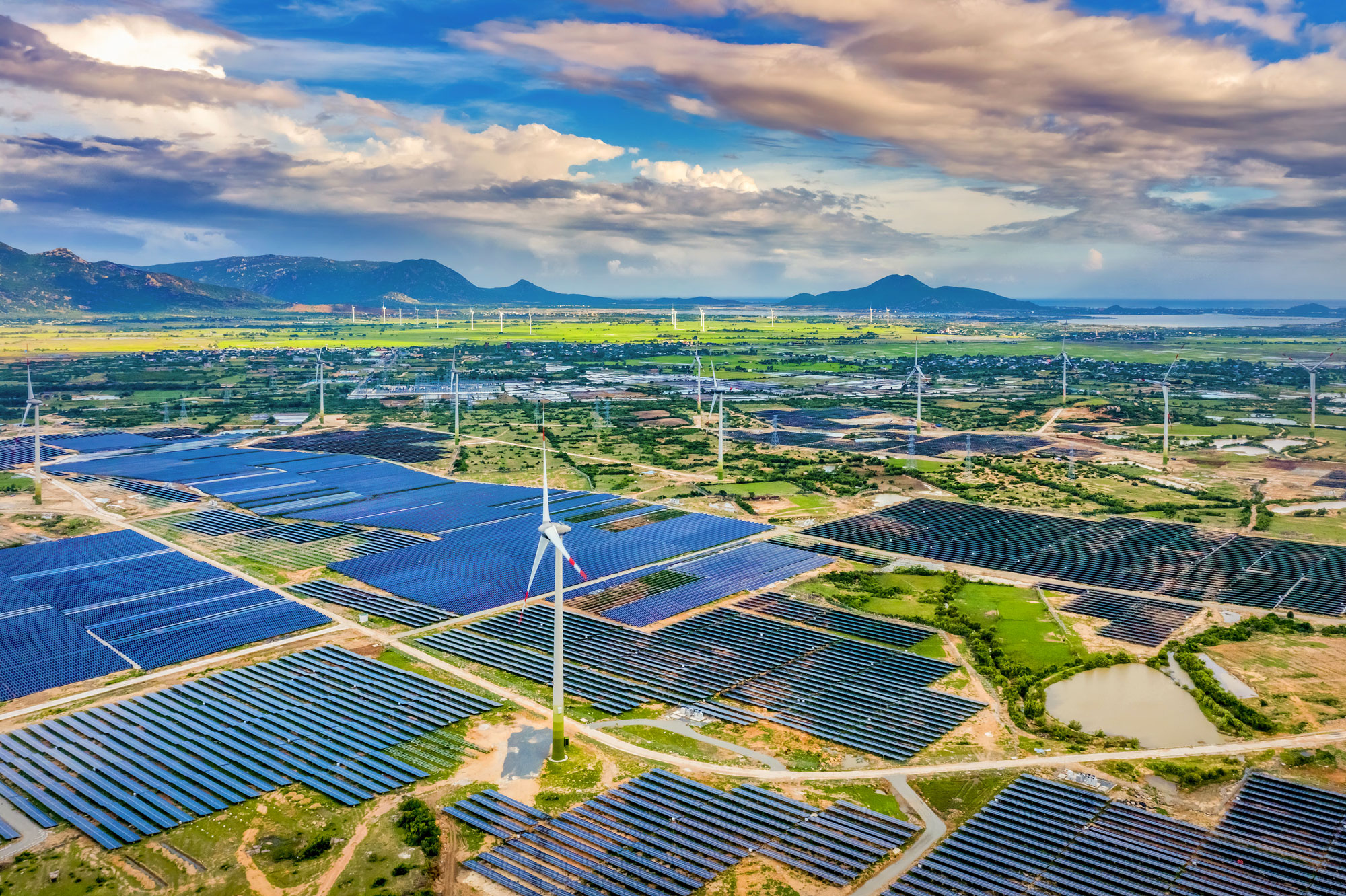7 tháng, năng lượng tái tạo chiếm 11,4% tổng sản lượng điện sản xuất toàn hệ thống
