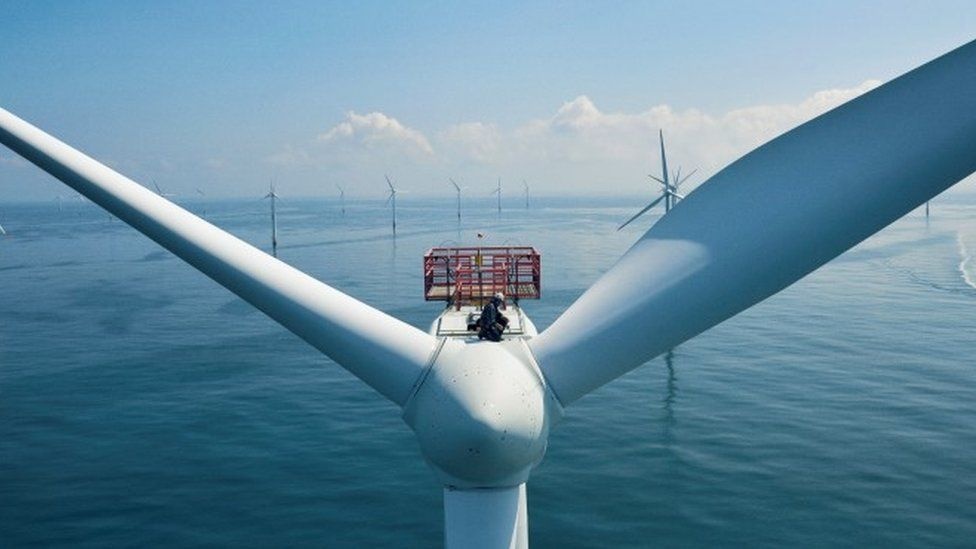 Đóng cửa một dự án điện gió lớn ngoài khơi Vương quốc Anh