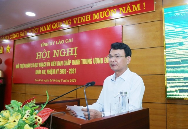 Giới thiệu Phó Bí thư Tỉnh ủy, Chủ tịch UBND tỉnh vào quy hoạch Ban Chấp hành Trung ương