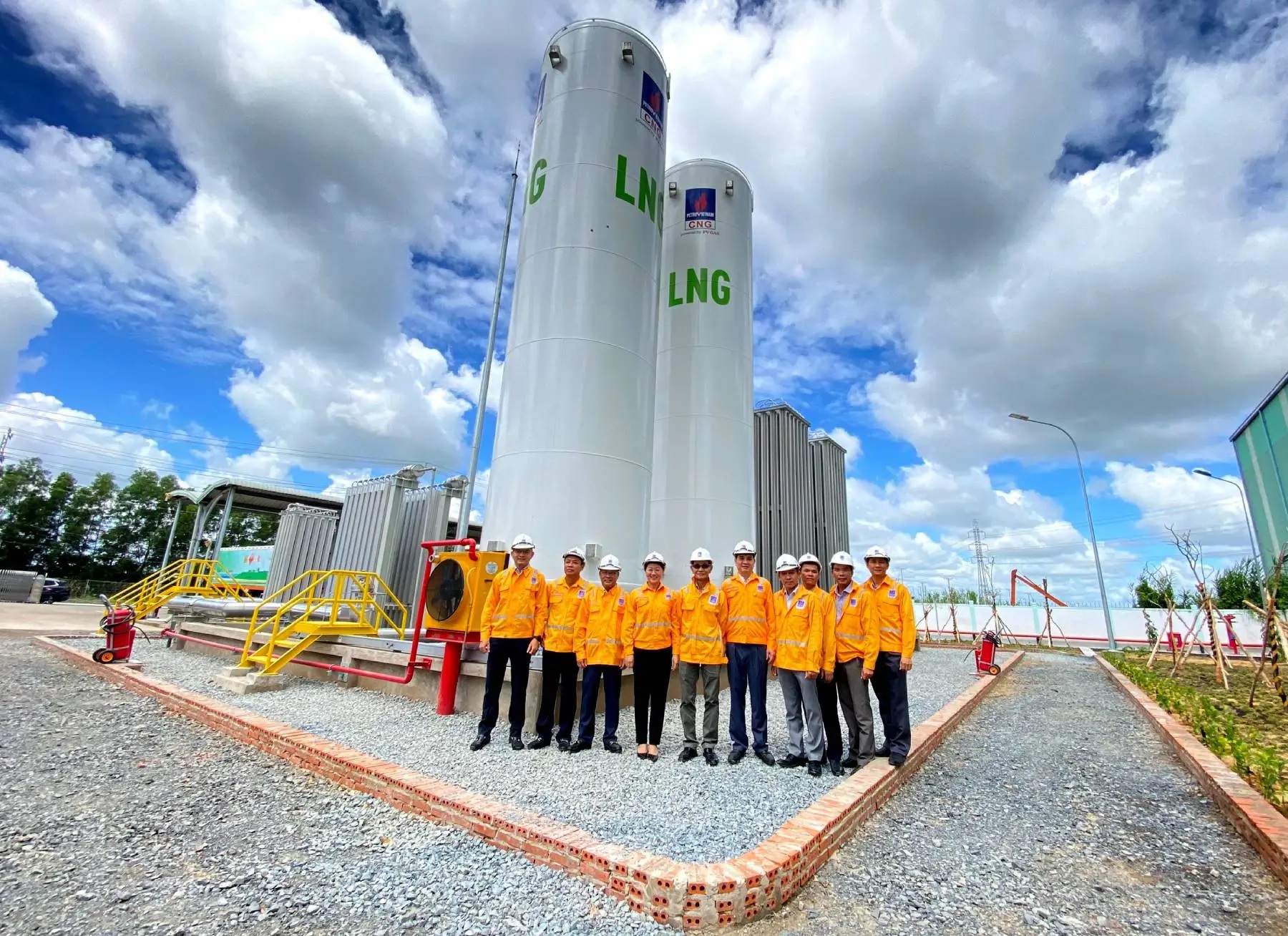 CNG Việt Nam hoàn tất cho chạy thử Trạm nạp LNG cho xe bồn tại Long An